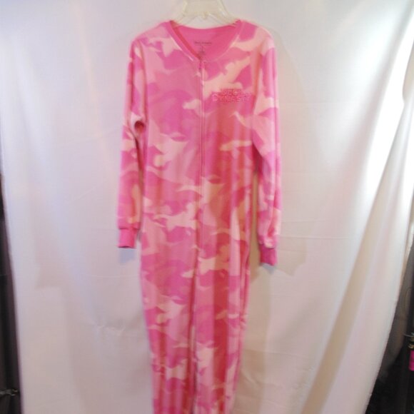 Duck Dynasty Other - DUCK DYNASTY Footed Pajamas PINK CAMO Costume UNION SUIT size Medium